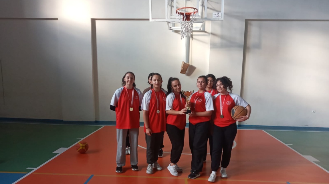 Okulumuz Kız Basketbol Takımı İl Birincisi Oldu 
