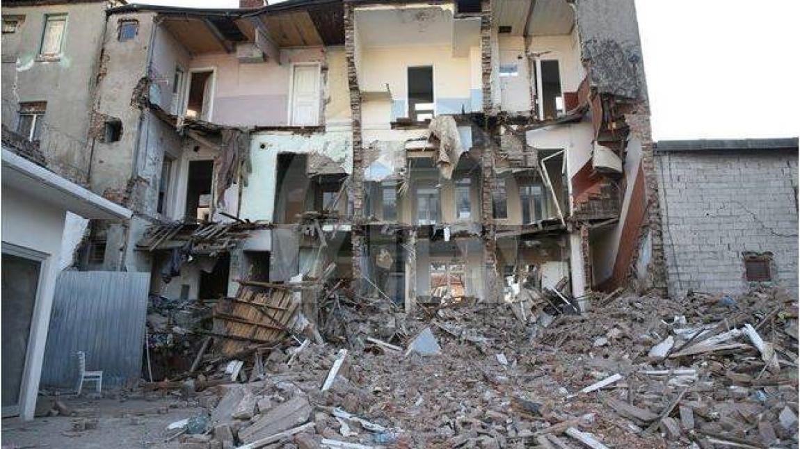 1-7 Mart Deprem Haftası Nedeni İle Okulumuzda Deprem Tatbikatı Yapıldı